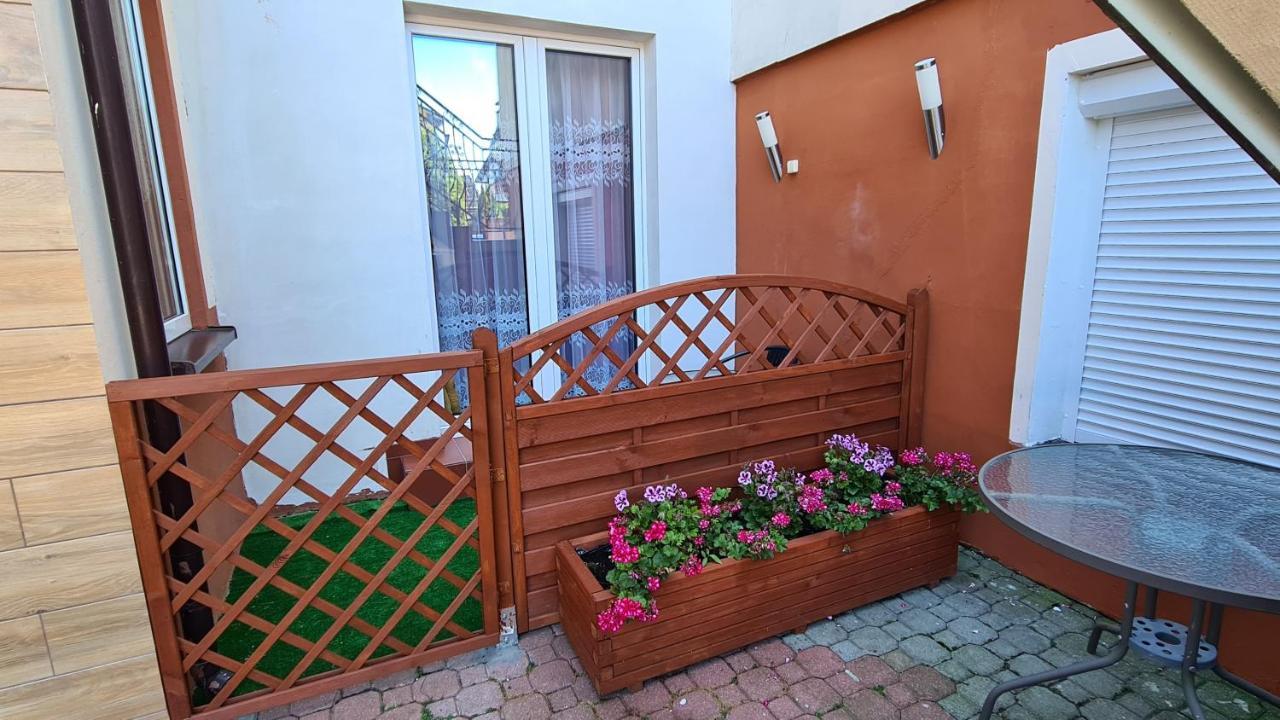 Pokoje Goscinne Ster Wladyslawowo Exterior foto