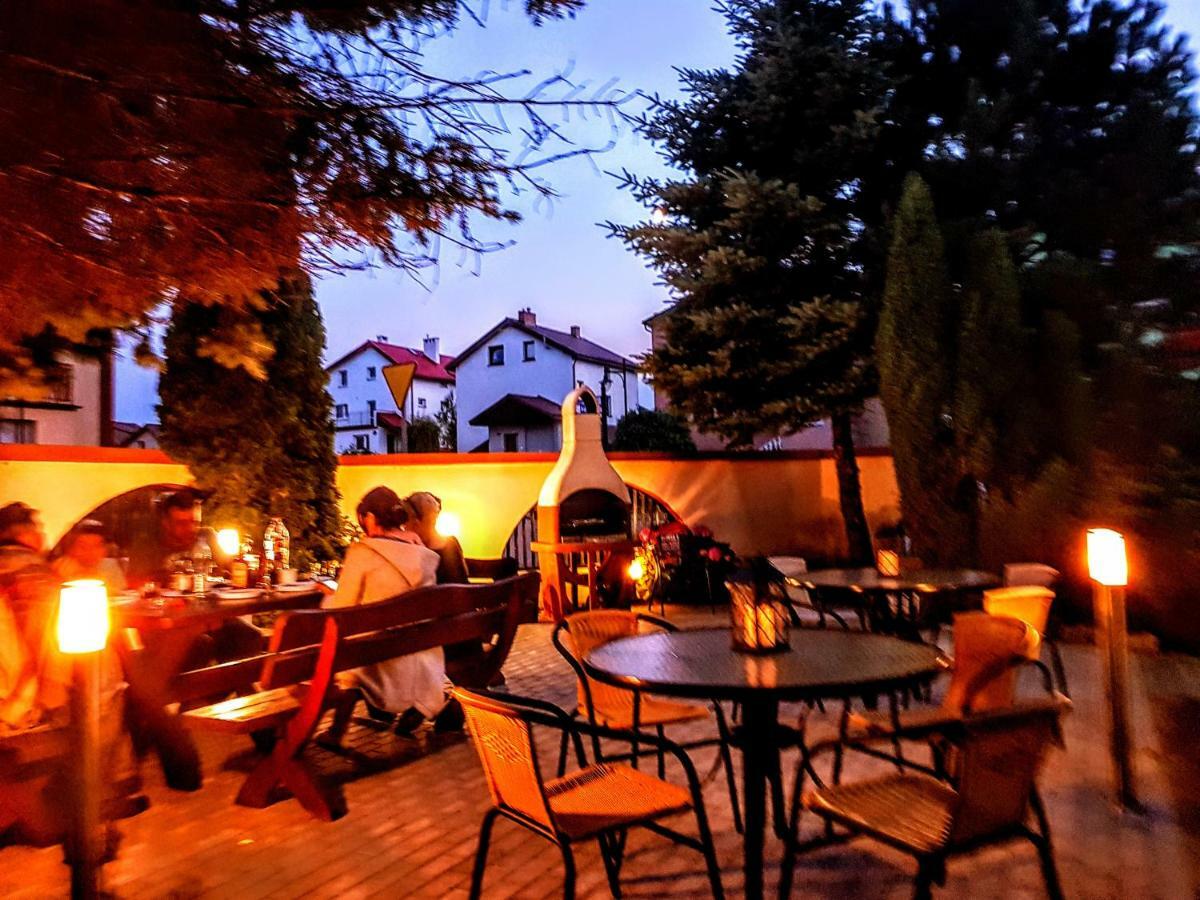 Pokoje Goscinne Ster Wladyslawowo Exterior foto