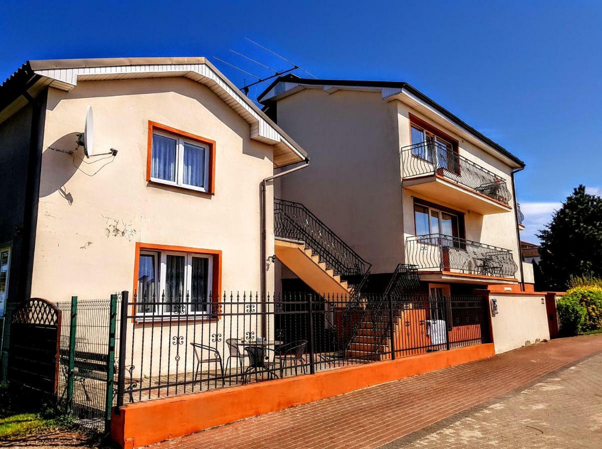 Pokoje Goscinne Ster Wladyslawowo Exterior foto